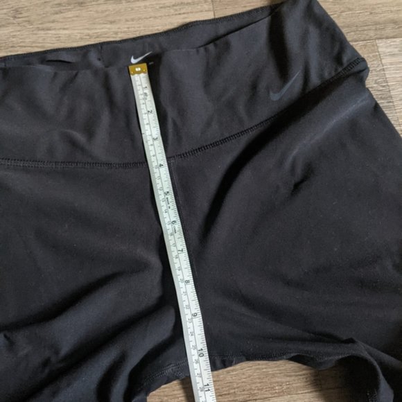 Nike Women’s Legend 2.0 Tight Fit Training Black Pant Legging Size Small - Picture 6 of 9